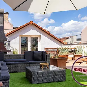  Apartment Center Penthouse - Huge Terrace And Free Parking - Tram/metro - Ac Hungary